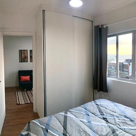 707 - Apartamento 1 quarto, todo decorado e com utensilios de cozinha em excelente localização no Bigorrilho Curitiba Exterior foto