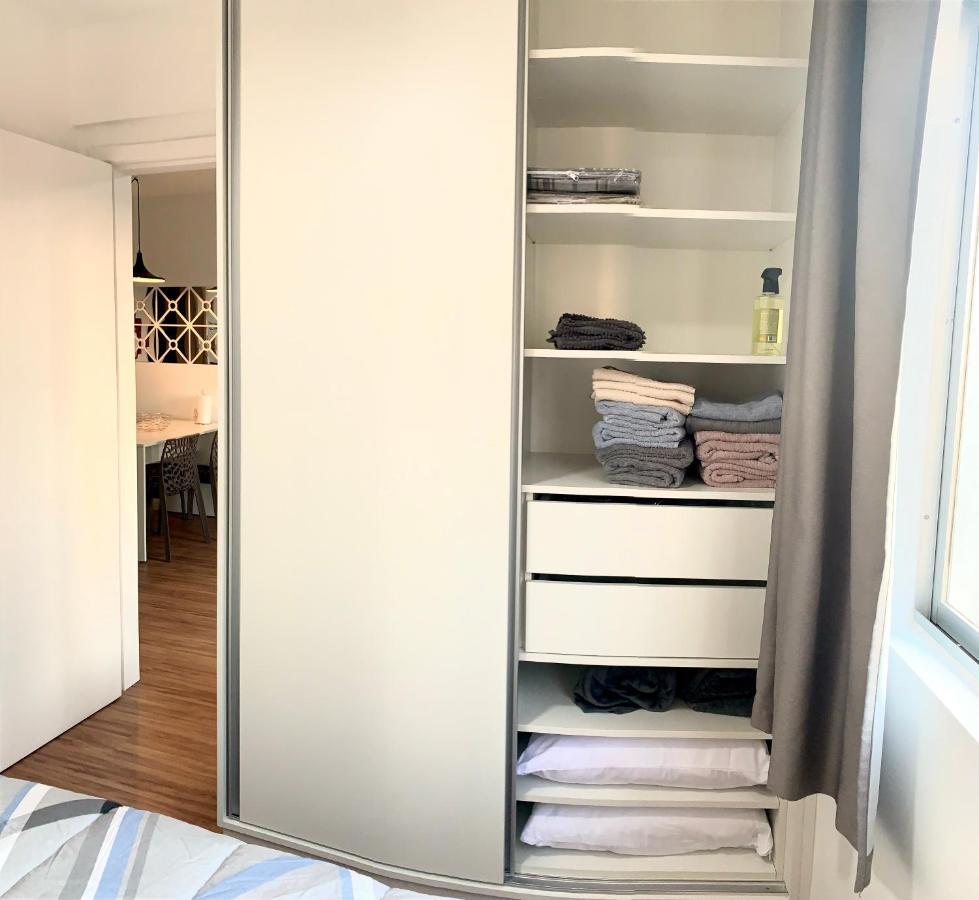 707 - Apartamento 1 quarto, todo decorado e com utensilios de cozinha em excelente localização no Bigorrilho Curitiba Exterior foto