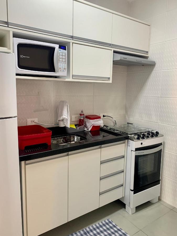707 - Apartamento 1 quarto, todo decorado e com utensilios de cozinha em excelente localização no Bigorrilho Curitiba Exterior foto