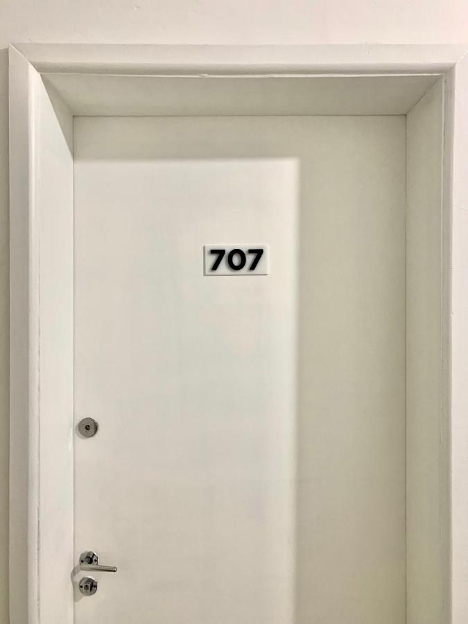 707 - Apartamento 1 quarto, todo decorado e com utensilios de cozinha em excelente localização no Bigorrilho Curitiba Exterior foto